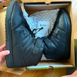 Black ankle shoe- non slip!